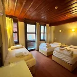 Hotel Adil *