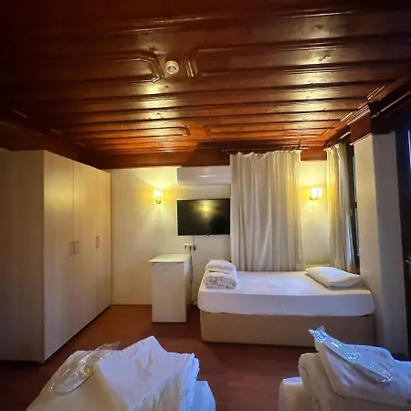 Hotel Adil *
