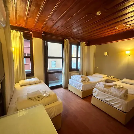 Hotel Adil *