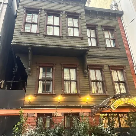 Hotel Adil
