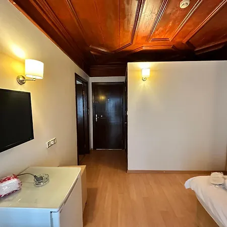 Hotel Adil Istanbul