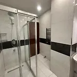 Hotel Adil
