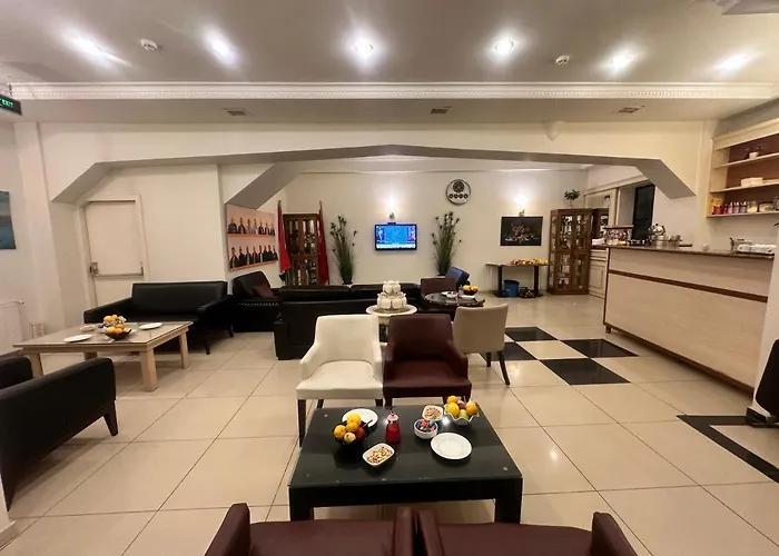 Hotel Adil